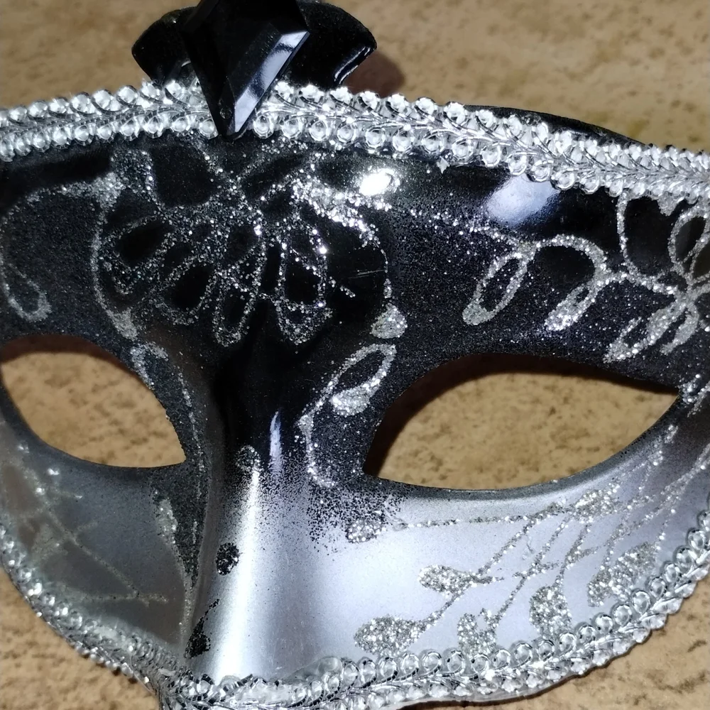Mardi Gras Mask